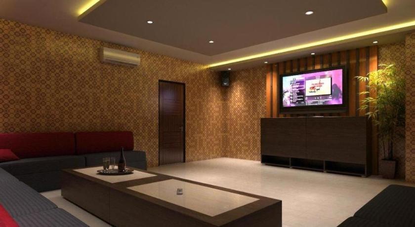 Win Grand Hotel Bekasi Exterior foto